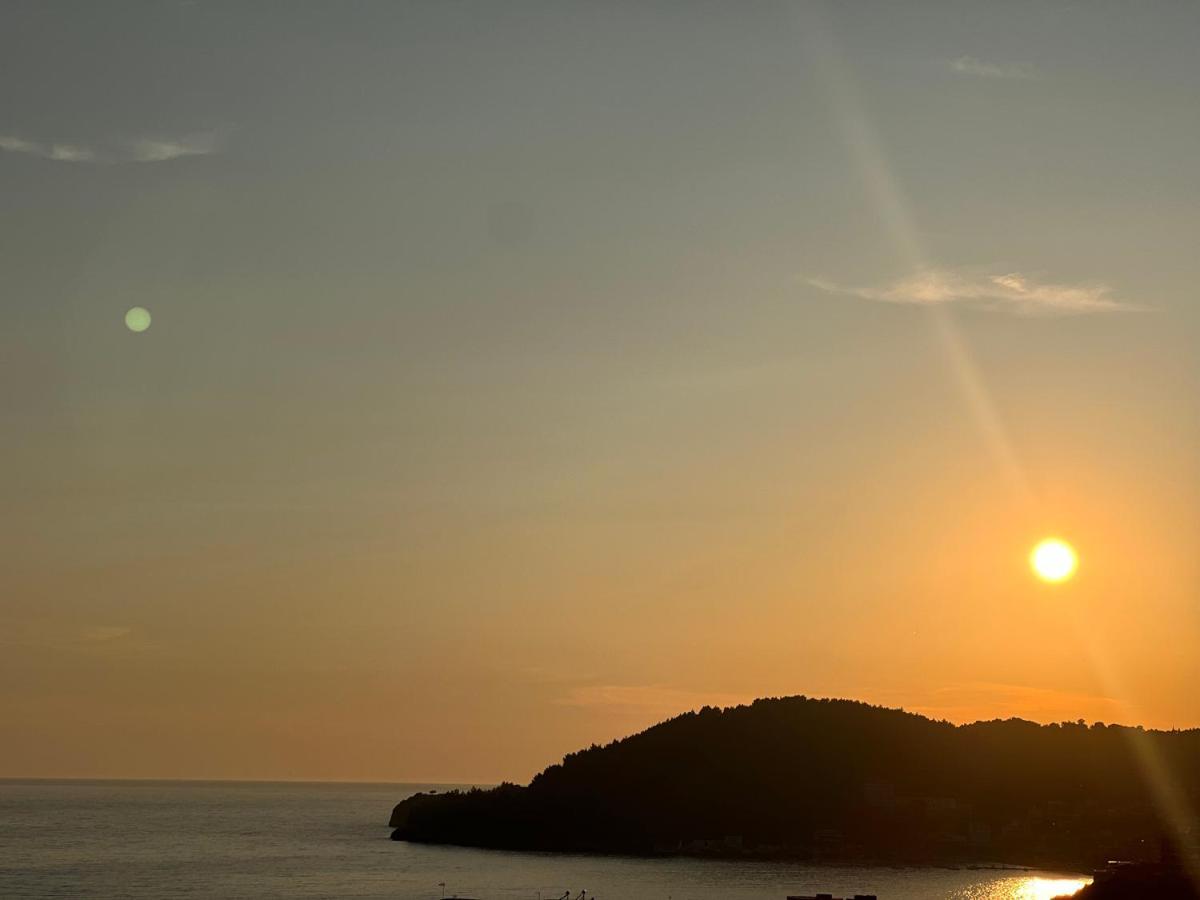 Kalesma Himare Apartment Luaran gambar